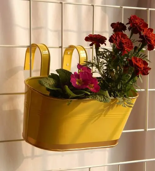 Metal Railing Planter -